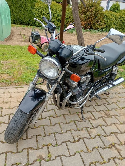 Honda CB 750 niski przebieg