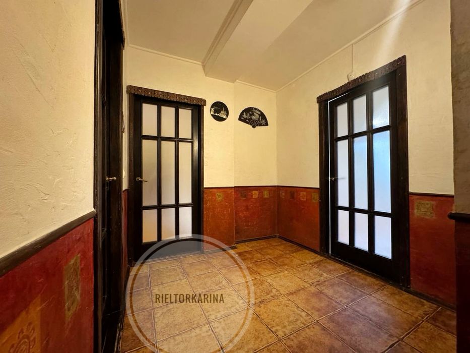 Соляні/Шкільна зуп. Продаж 3к квартири з великою лоджією. Сертифікат