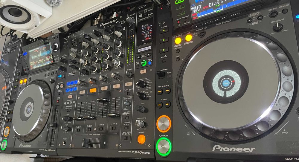Aluguer de Equipamento DJ Profissional – 2x Pioneer CDJ-2000 Nexus + Pioneer DJM-900 Nexus