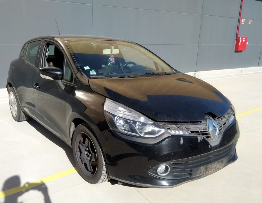 RENAULT CLIO IV - 2014 - Para Peças
