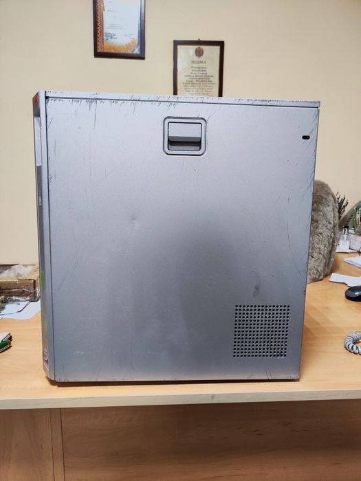 Комп'ютер стаціонарний. ПК. Монітор.