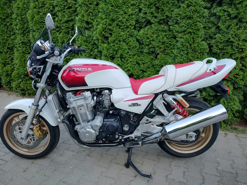 Honda CB1300 SC40 SUPER FOUR - to nie model SC54