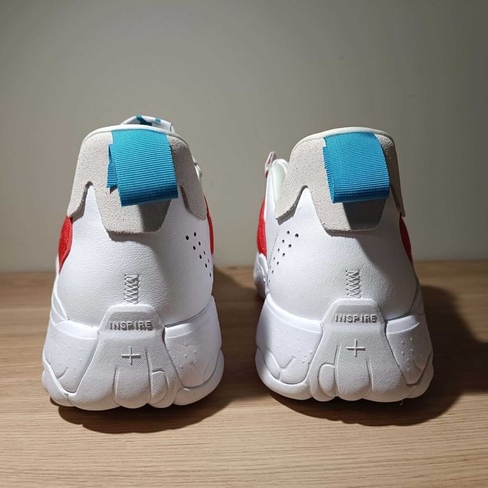 Jordan Delta 2 r. 48,5 (32 cm) Chile Red/White-Grey Fog