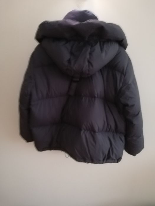 Blusão de penas Calvin Klein jeans. Pouco uso.