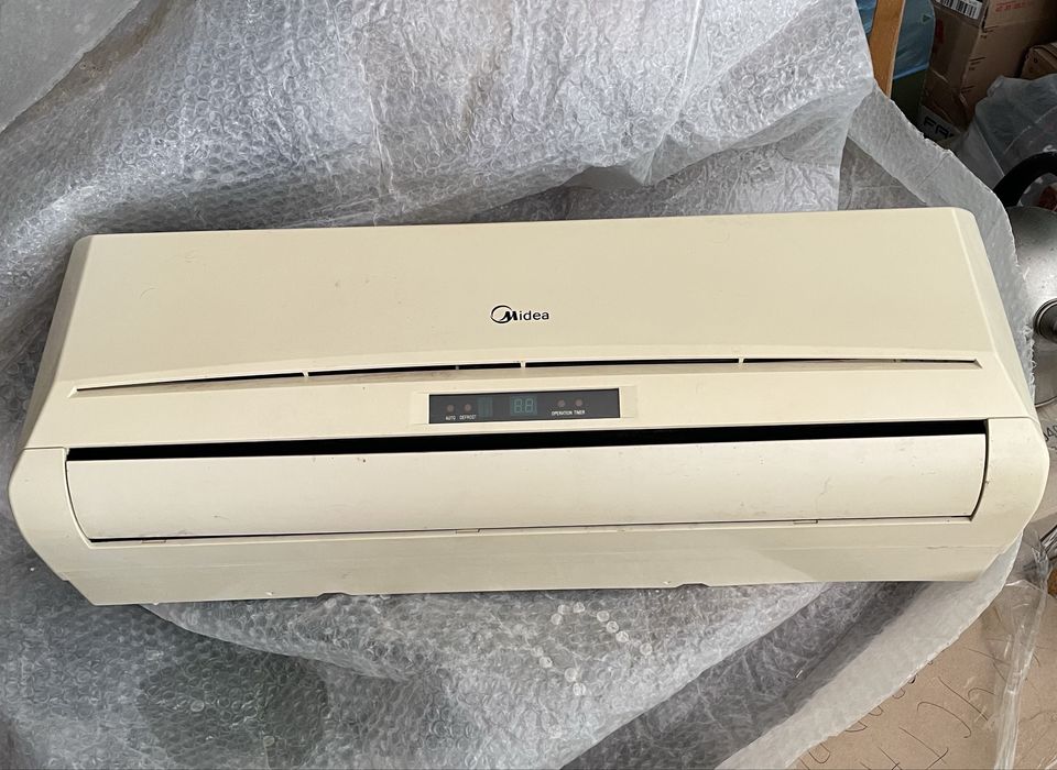 Кондиціонер б/в Midea