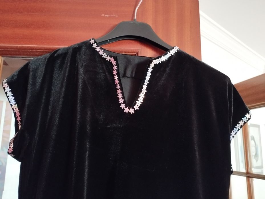 Vestido preto veludo