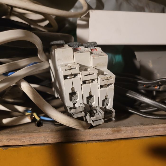 Sprzedam kable elektryczne