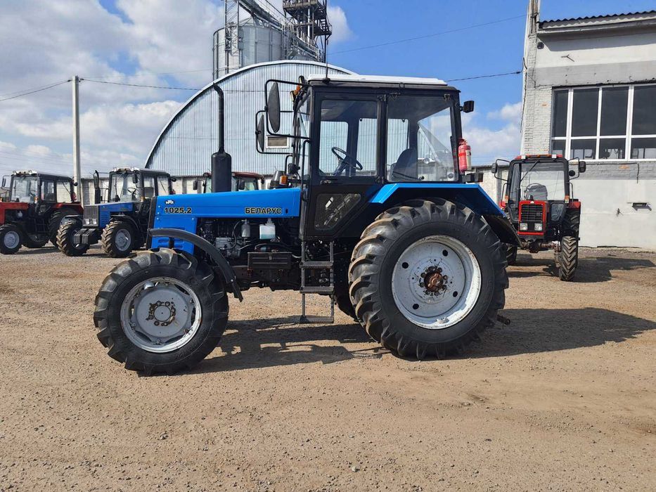 Трактор МТЗ 1025.2   2012 року