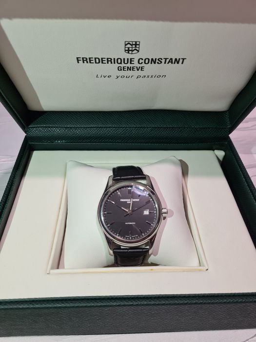 Годинник Frederique Constant