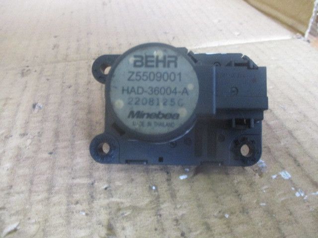 Motor da comporta da sofagem CITROËN DS5 (KF_)
