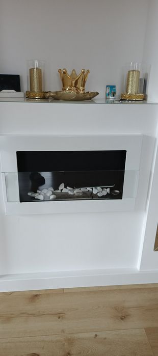 Biokominek z wyposażeniem