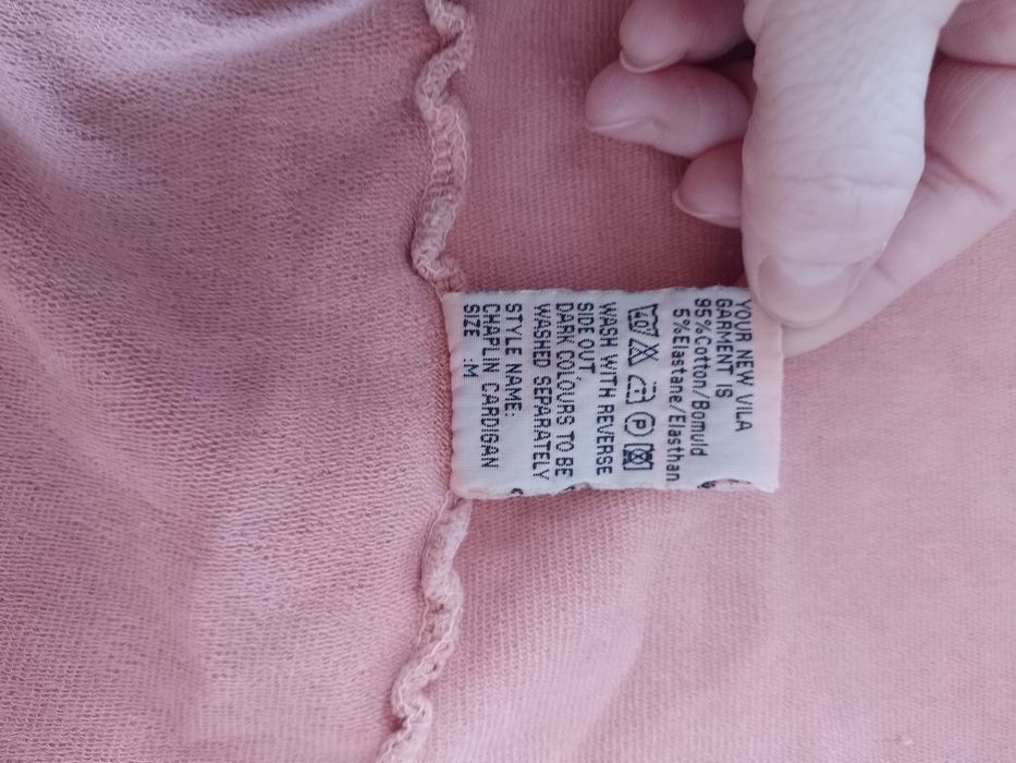 Bluza z naszywanymi kwiatami Vila M