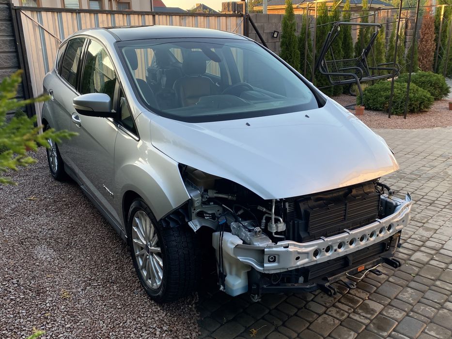 Двери Форд с Макс левые правые передние/ Ford C-Max 11-18
