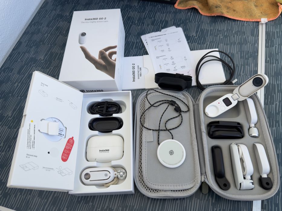 Insta360 GO2 com acessórios