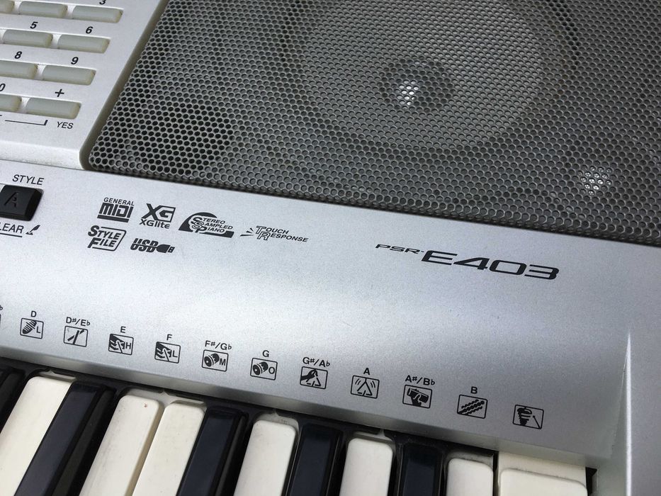Keyboard Yamaha PSR E403