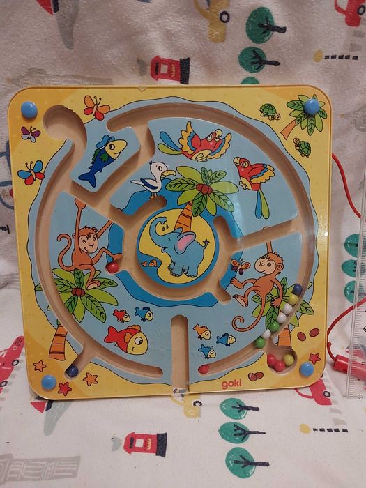 Магнітний лабіринт «Острів» — розвивальна іграшка