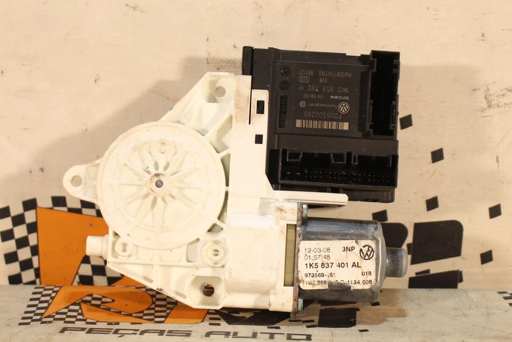 Motor vidro frente direito VOLKSWAGEN Golf VI (5K1)
