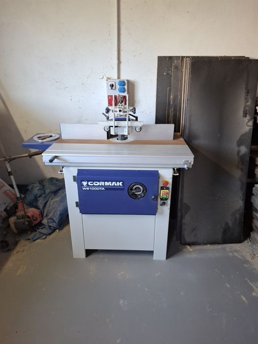 Frezarka dolnowrzwcionowa