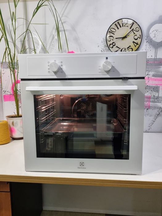 ТОП Electrolux надійна духова шафа духовка пічка печка духовой шкаф