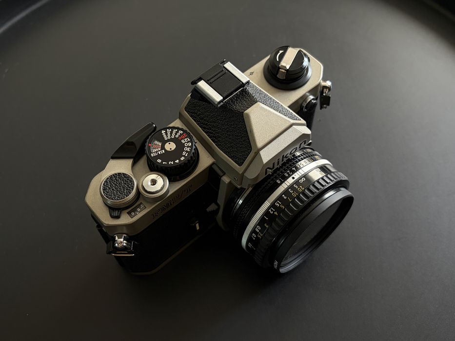 Культовий плівковий  фотоапарат Nikon FM2T (титановий корпус)