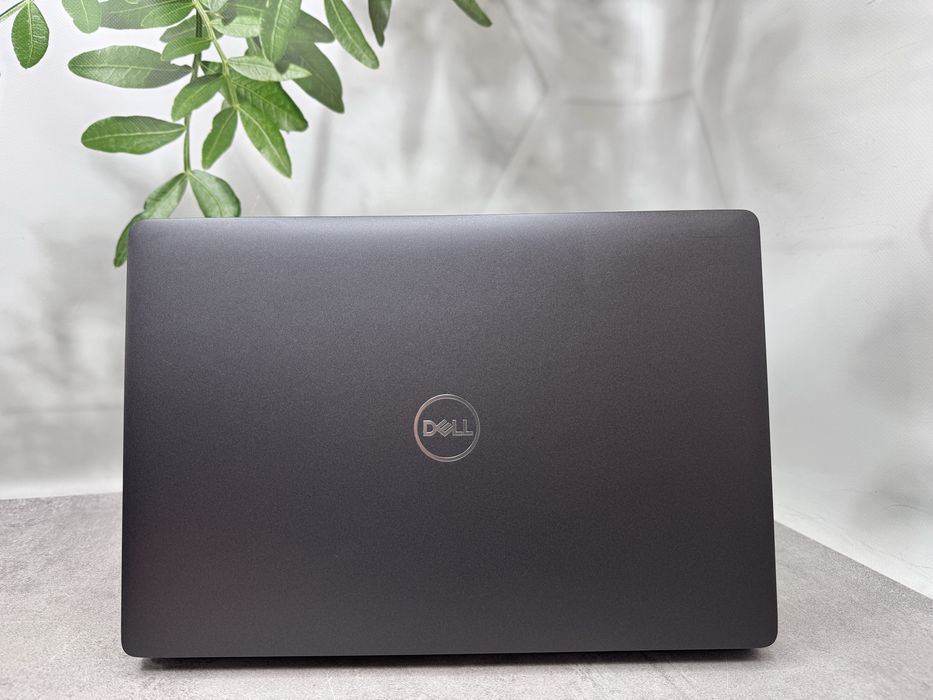 16GB/NVMe 256GB/Dell Latitude 5300 i5-8265U/4 ядра/13.3 " Full HD IPS