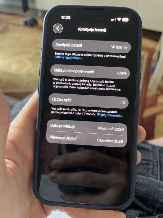 Iphone 16  bateria 100%