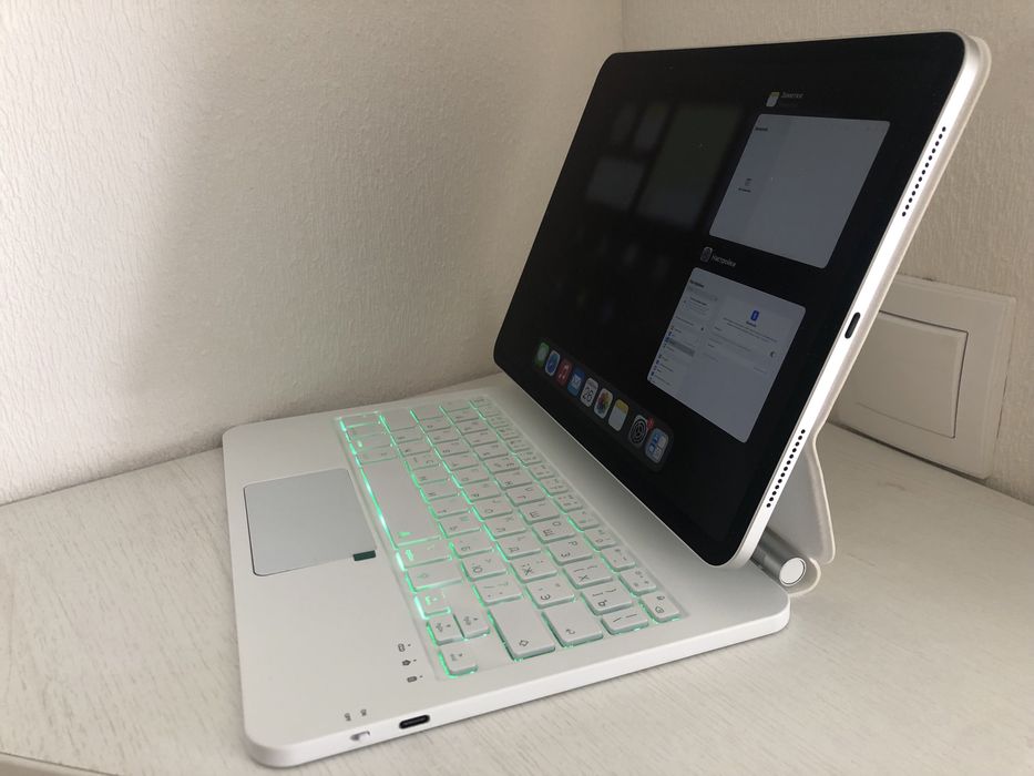Apple Magic Keyboard для iPad