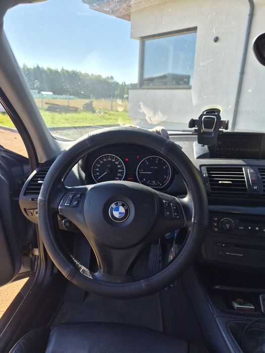 Sprzedam BMW E87 118d