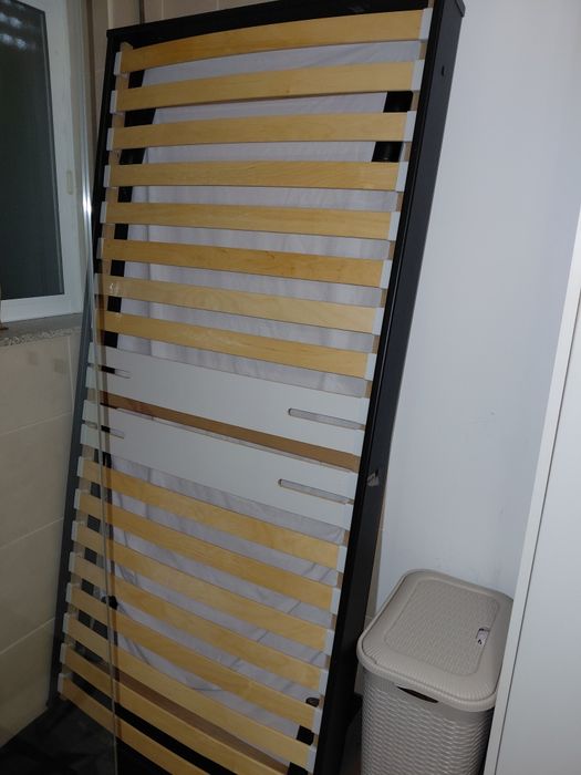 Cama de solteiro + colchão + estrado (OFERTA EDREDÃO )