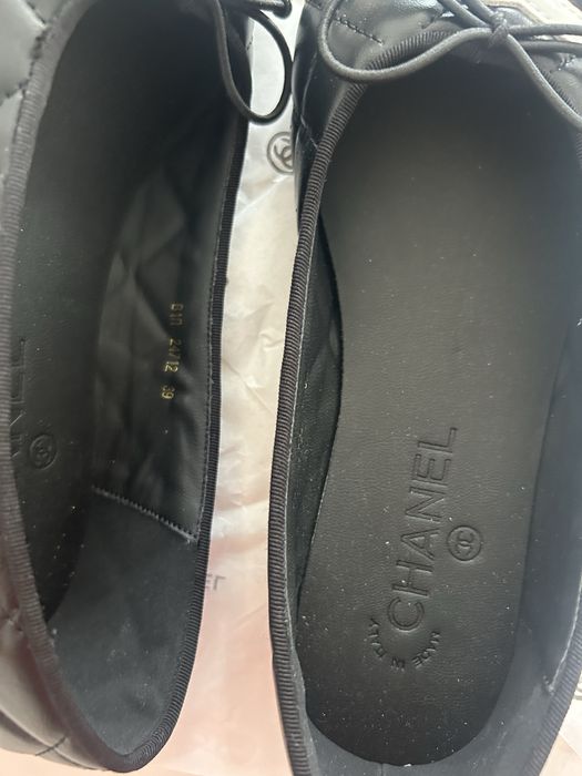 Chanel CC Logo Ballet Flats