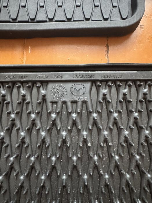 Килимки mazda CX-5  нові