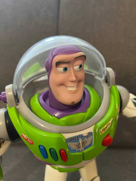 Интерактивная игрушка Disney Pixar Базз Лайтер История игрушек