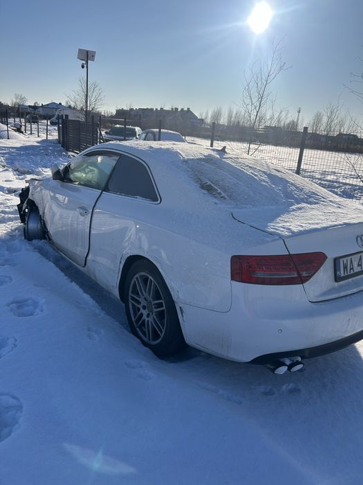 Sprzedam audi a5 2,0 tfsi uszkodzone
