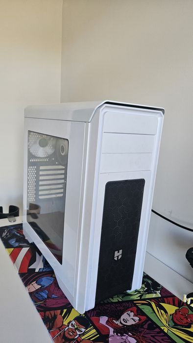 Computador Desktop - Intel Core i5 | 24GB RAM | SSD | Windows 11 Pro