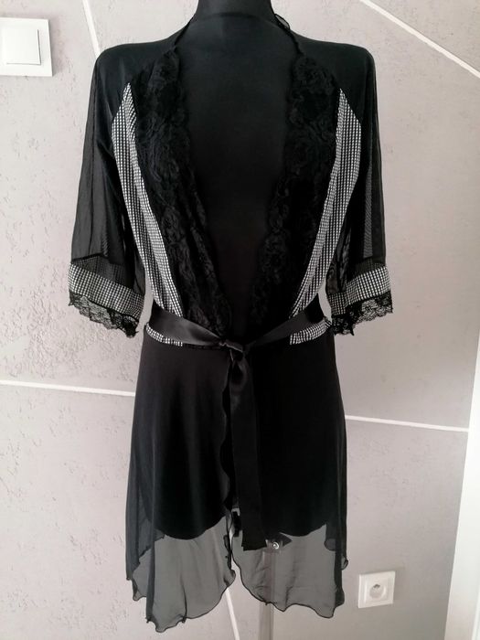 Peniuar Lupoline czarny, szlafrok