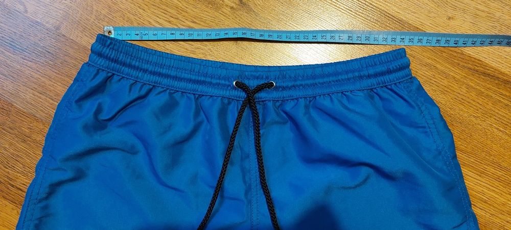 Krótkie spodenki kąpielowe unisex na rozm. 158