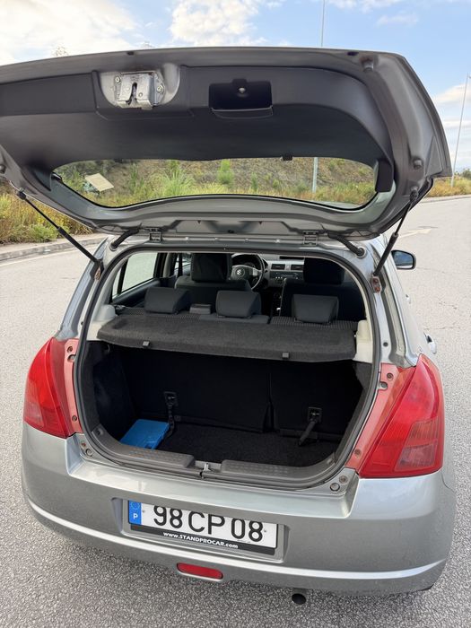 Suzuki Swift 1.3 Nacional 166mil kms