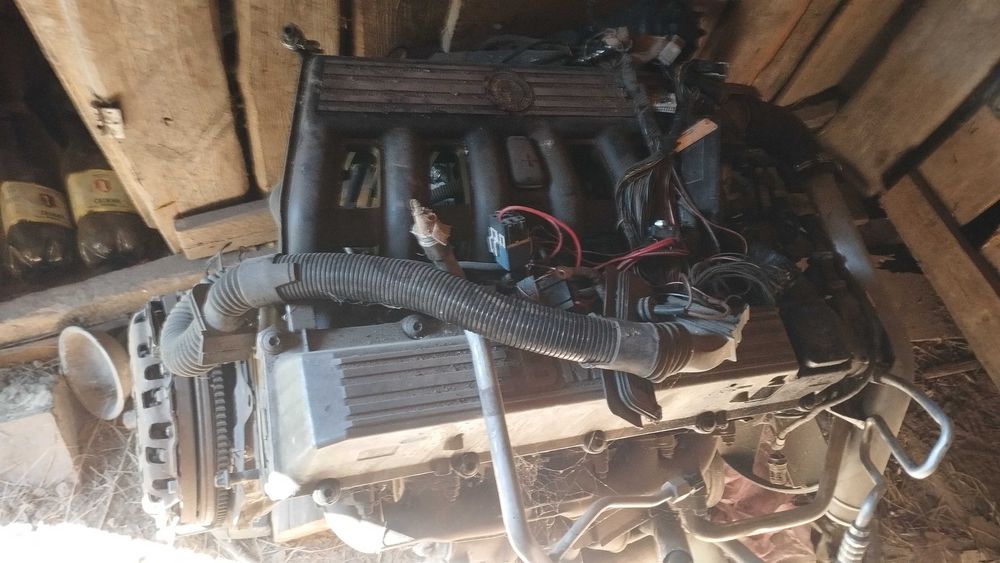 Автомобиль бмв 525 Е39
