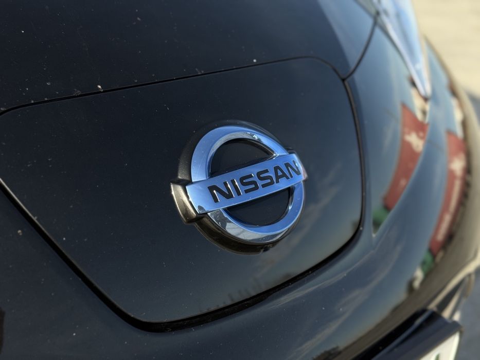 Nissan LEAF 2014