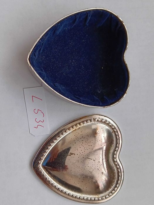 L534, starocie stara szkatułka metal na biżuterię ok 7 cm Adler