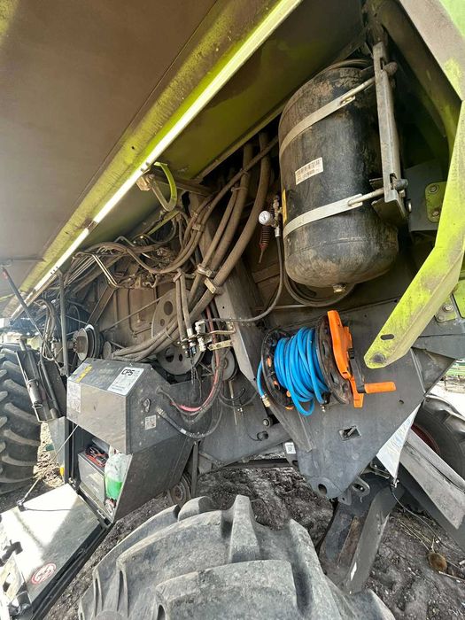 Комбайн Claas Tucano 440