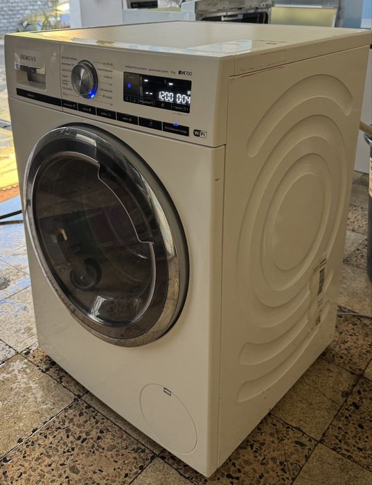 Máquina de Lavar Roupa SIEMENS IQ700  WM16XKH2ES (10 kg - 1600 rpm - Branco)