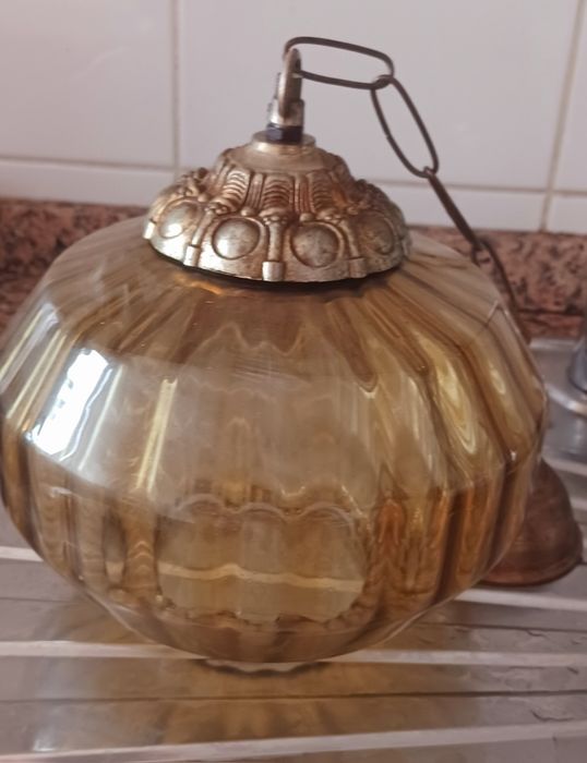 Candeeiro vintage cor âmbar