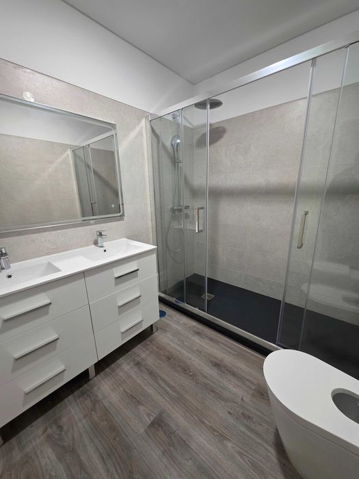 Apartamento T2  100m2 Sesimbra vista de mar .