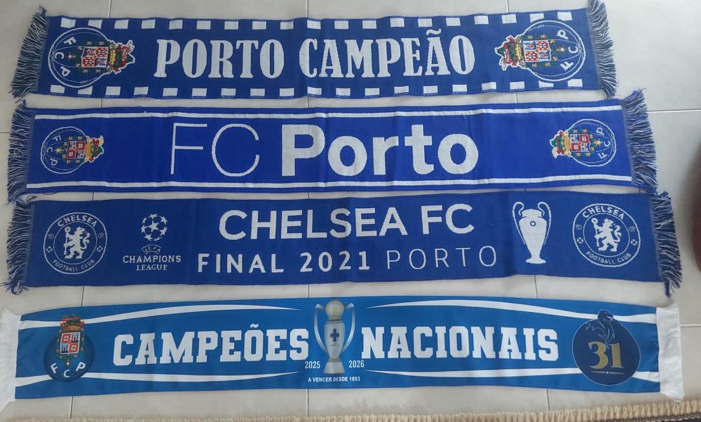 4 echarpes bufandas do FCPorto