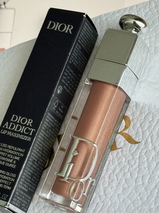 Блеск для губ Dior Addict Lip Maximizer