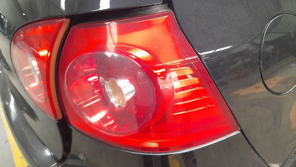 Farolim direito VOLKSWAGEN Golf V (1K1)