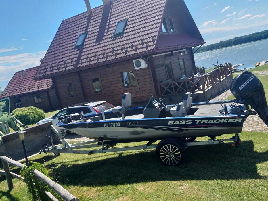 Łódź Motorowa Bass Tracker 175 Pro Team
