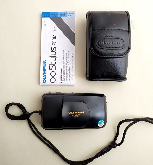 OLYMPUS Stylus Zoom Dlx Black плёночный Япония фотоаппарат фотокамера