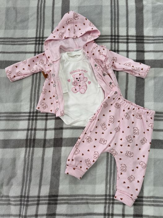Костюмчик для дівчинки